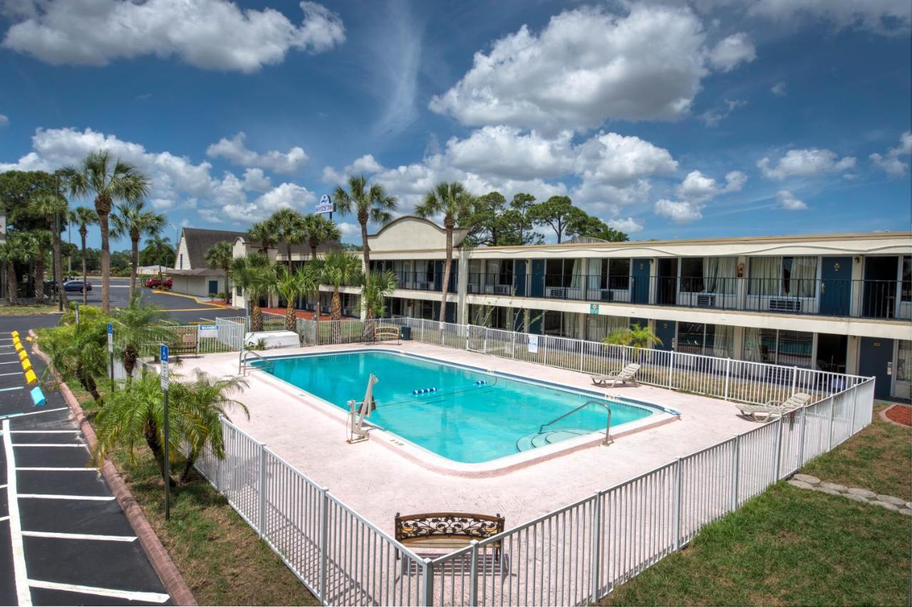 Bayside Inn Pinellas Park - Clearwater Экстерьер фото